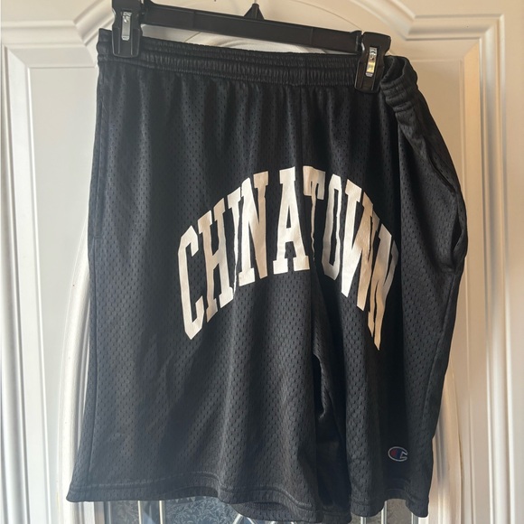 Chinatown market basketball shorts Medium - Picture 2 of 4
